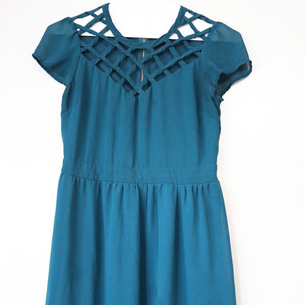 Xhilaration Cut Out Turquoise Short Sleeve Mini Dress | Zip Up  | Layered Skirt